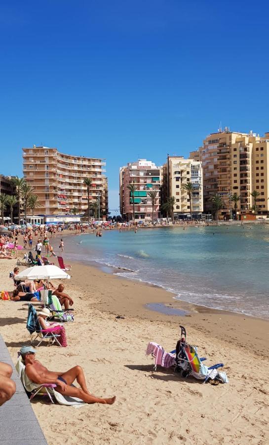 Almudena Playa Del Cura En Torrevieja Lejlighed Eksteriør billede